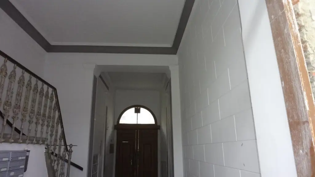 Zinshaus - Anlage mit ca. 4,2% Rendite  -  Hausanteil in Top Lage !!