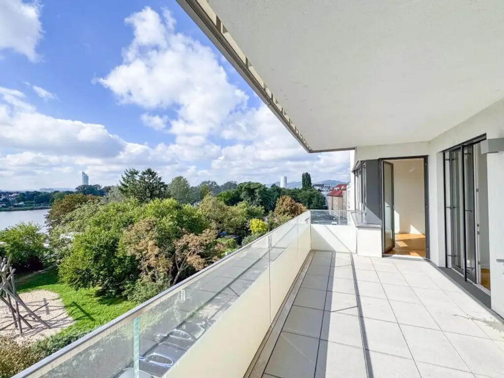 3-Zimmer-Wohnung mit Balkon & Blick auf die Alte Donau – Top-Zustand, klimatisiert, zentral begehbar!