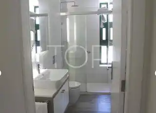Bathroom1