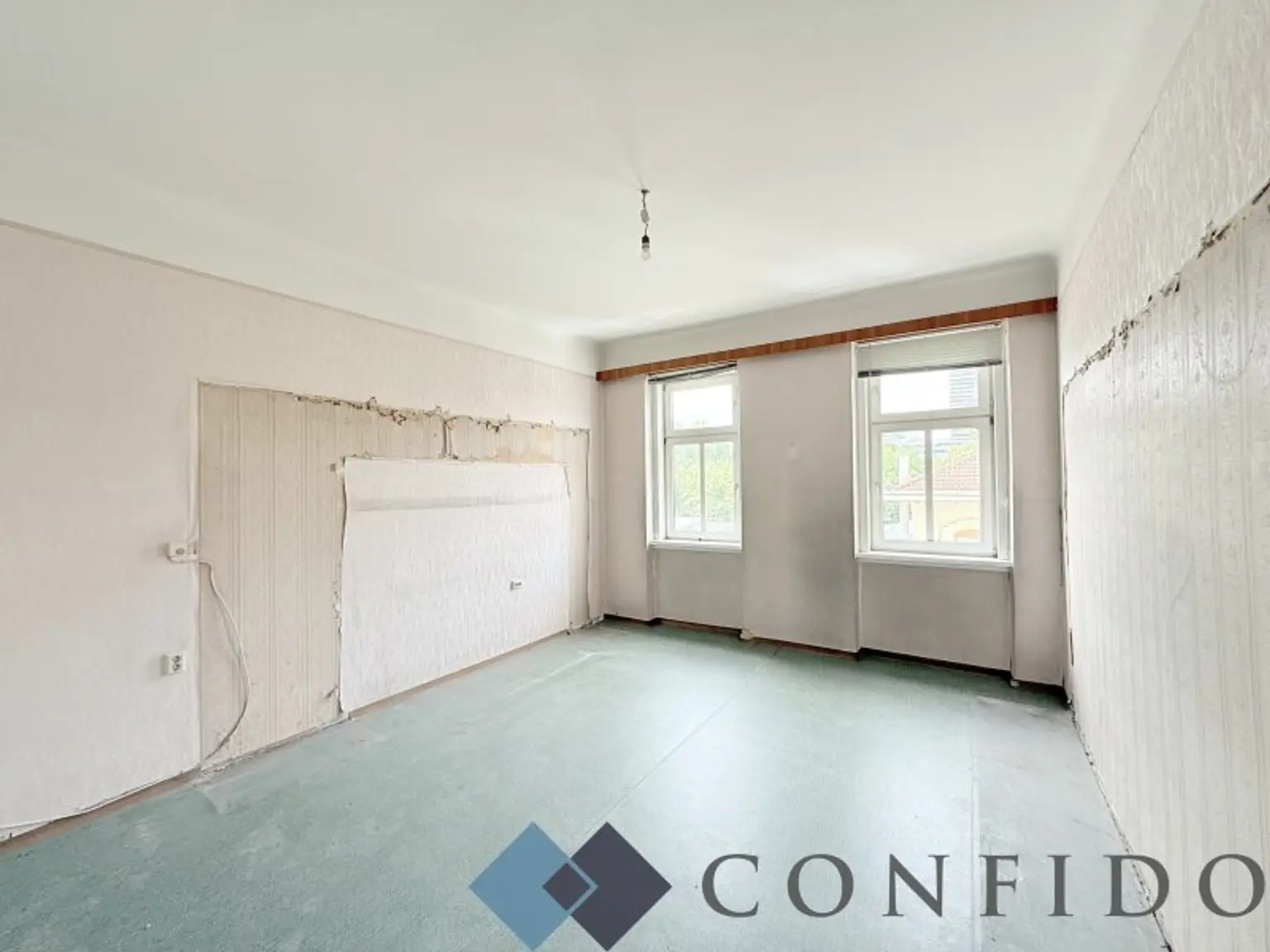 Individuell gestaltbar - Sanierungsbedürftige 2-Zimmer-Wohnung in Ruhelage nahe Donauinsel!