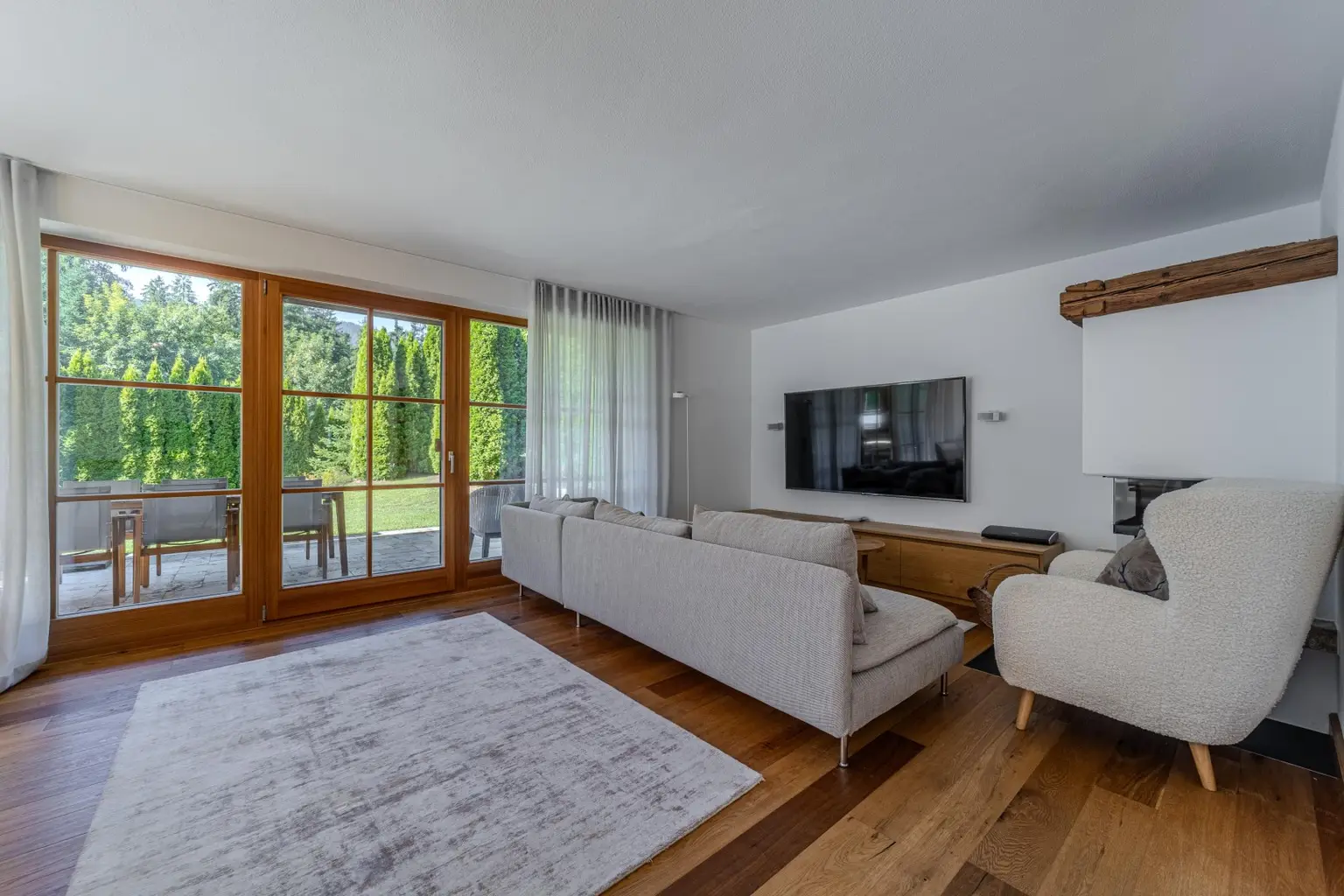 Schicke, exklusive Gartenwohnung in ruhiger Sonnenlage