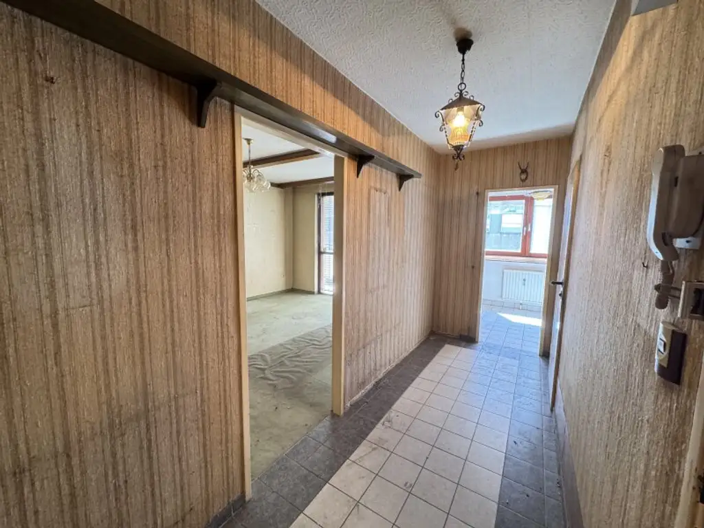 Charmante 3-Zimmer-Wohnung in 1140 Wien – Ihre Sanierungschance mit Loggia!