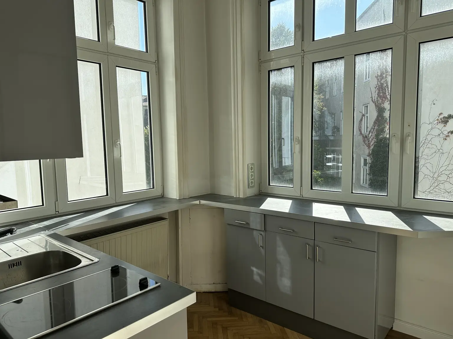 Altbautraum mit Balkon