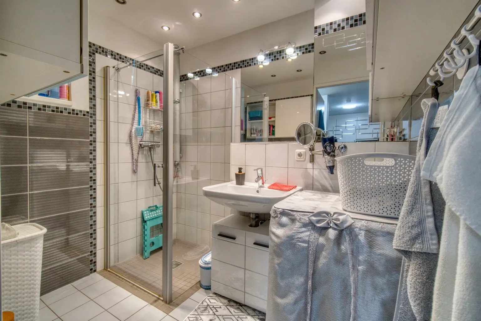 Moderne ruhige Terrassenwohnung in Innsbruck