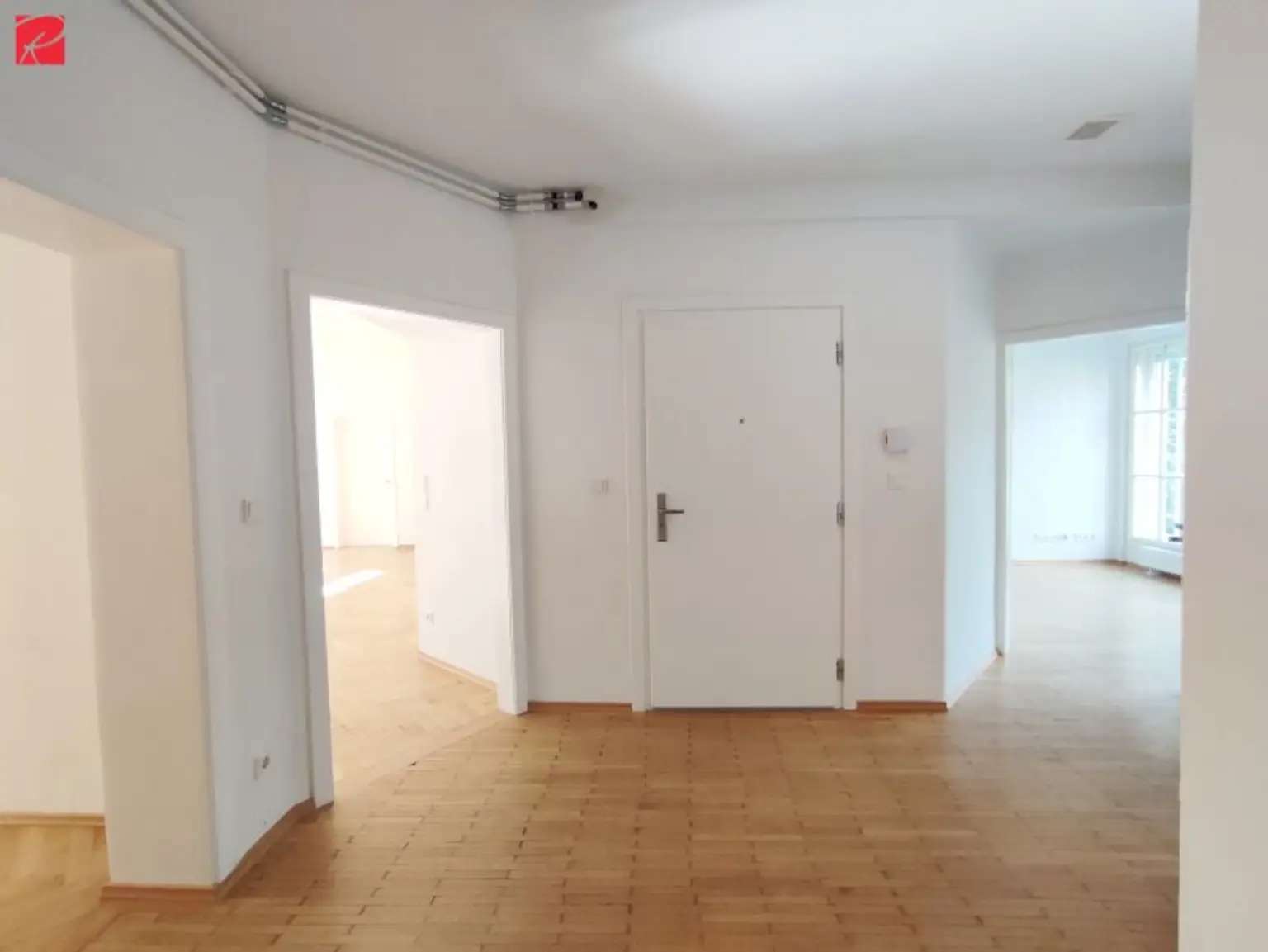 Großzügiger Altbau - Wohntraum in Best Lage ( Bezirk Geidorf)!