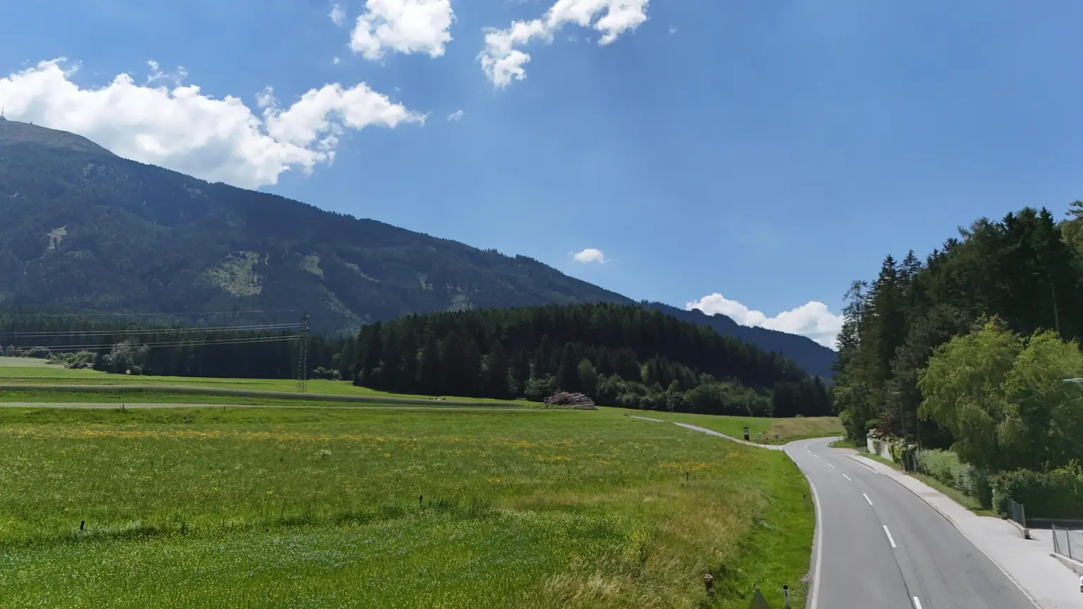 dji_fly_20260625_123138_0021_1783492447896_photo.jpg
