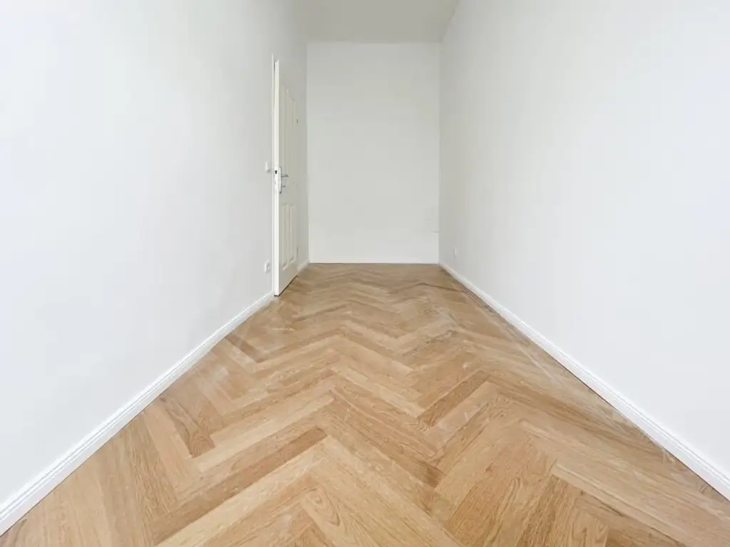 U3 "Hütteldorfer Straße": schön sanierte 2-Zimmerwohnung inkl. neuer Küche