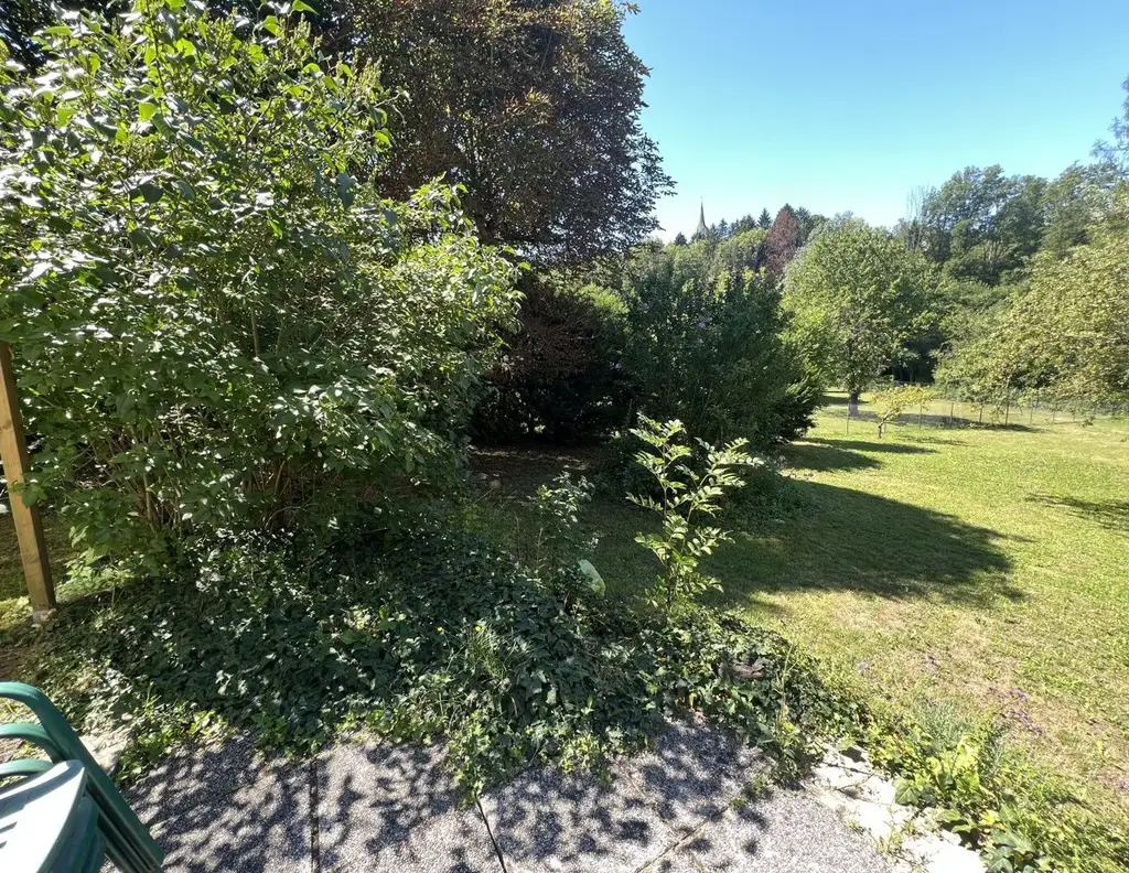 großes Grundstück in Hörzendorf