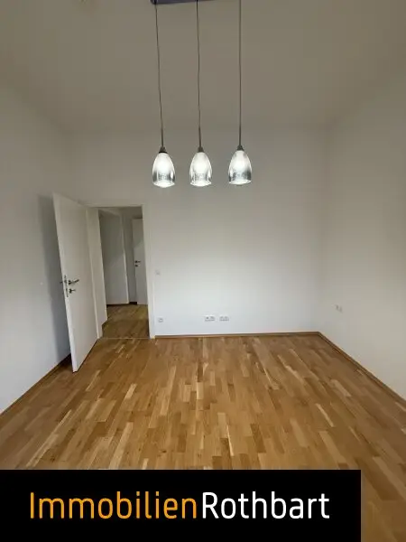 Helle Starterwohnung!
