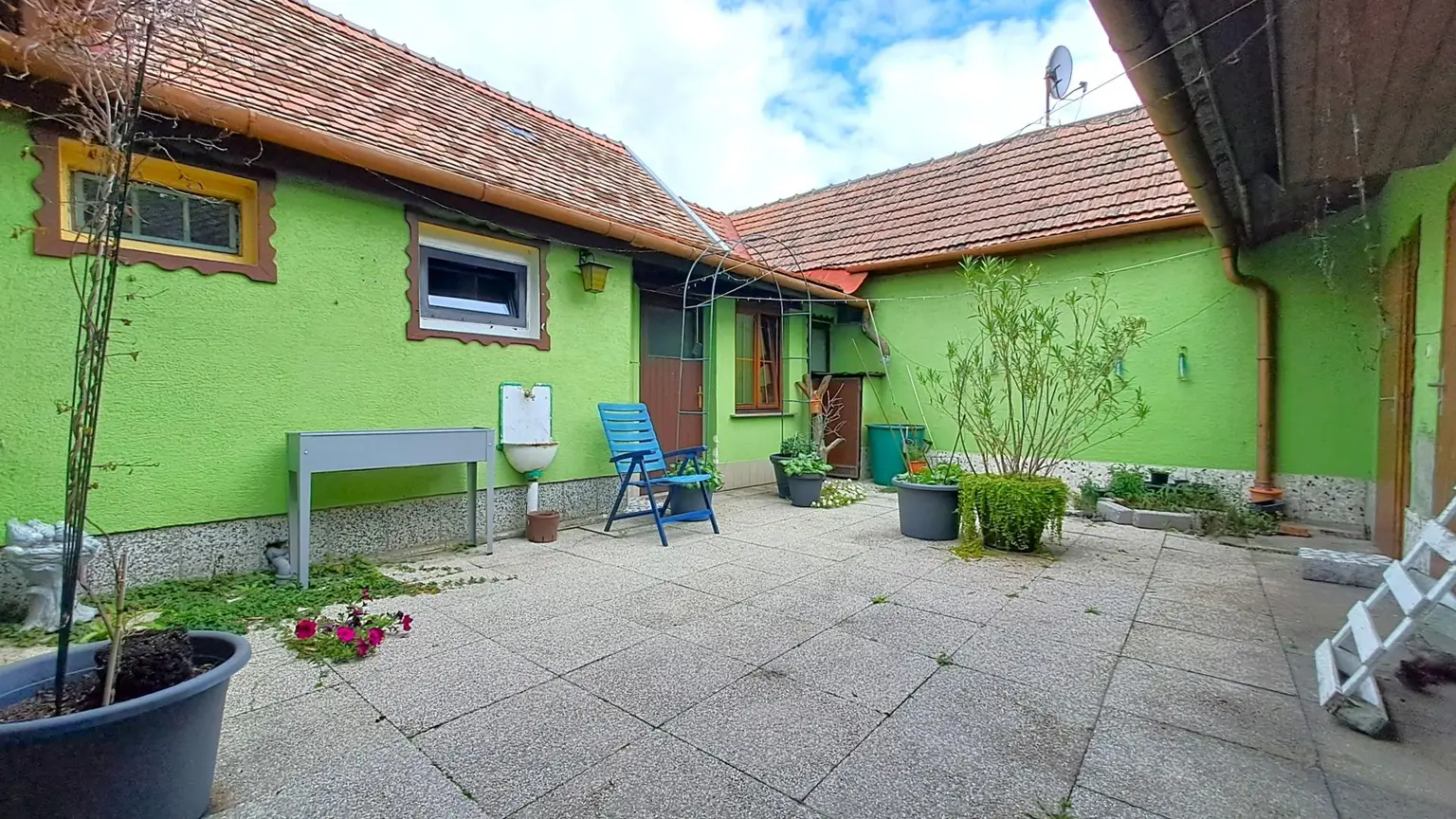 befestigter Innenhof