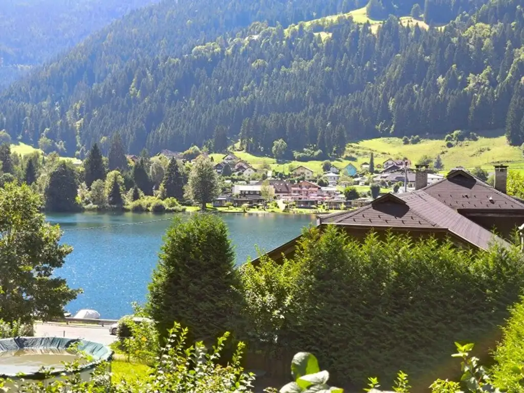 Einmalige Gelegenheit – Uriges Ferienhäuschen in traumhafter Naturlage mit Panoramablick auf den Afritzer See und privaten Seezugang