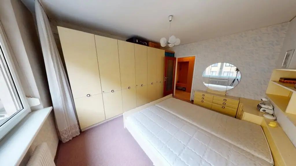 Charmante 3-Zimmer-Wohnung mit Loggia und Stellplatz in 1100 Wien – Jetzt zugreifen!