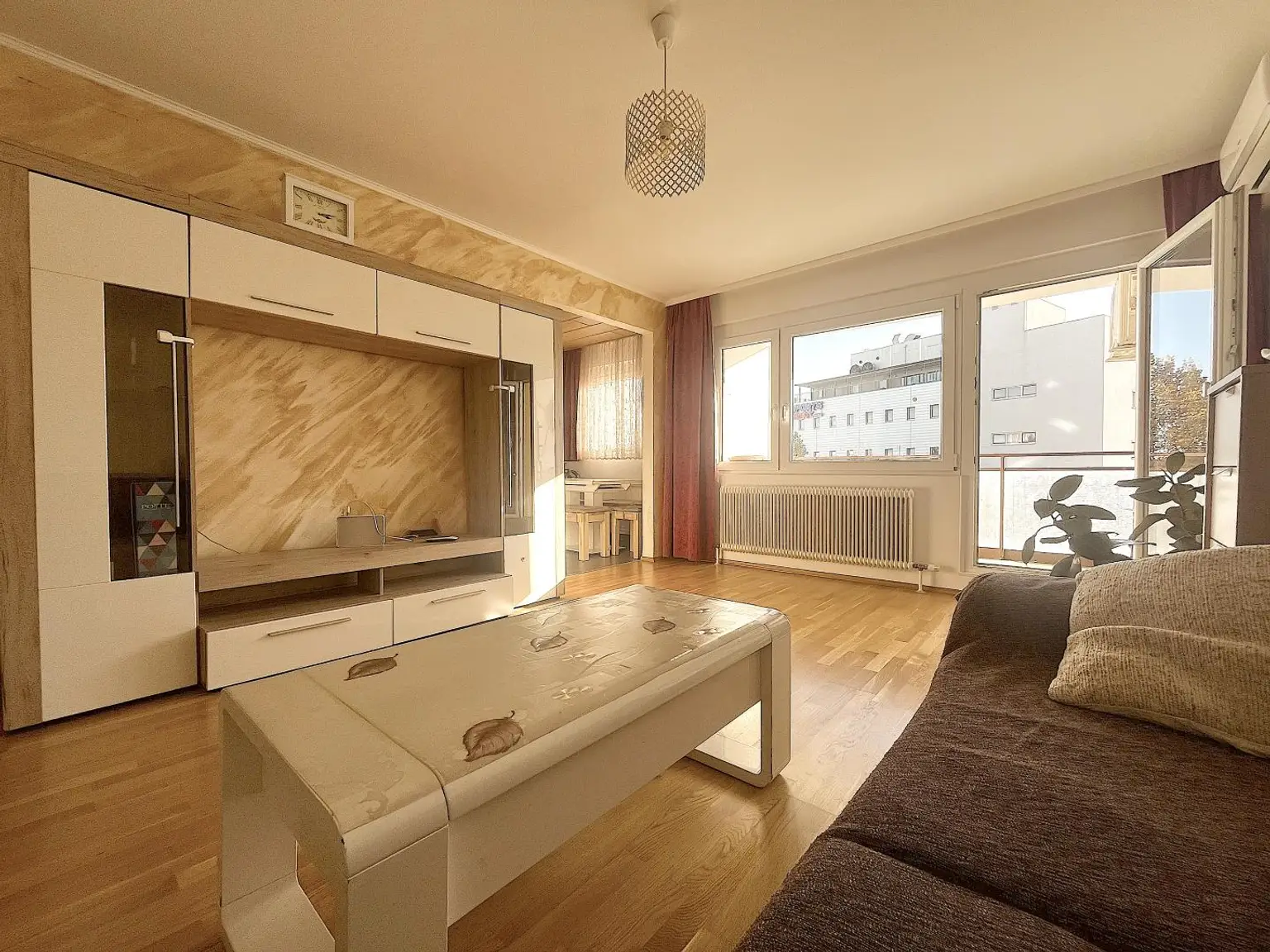 Sanierte 3-Zimmer-Neubauwohnung mit Loggia