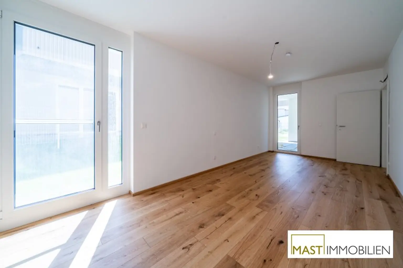 *Sommer 2025* Großzügige 3-Zimmer Wohnung mit 70qm Eigengarten! - Provisionsfrei!