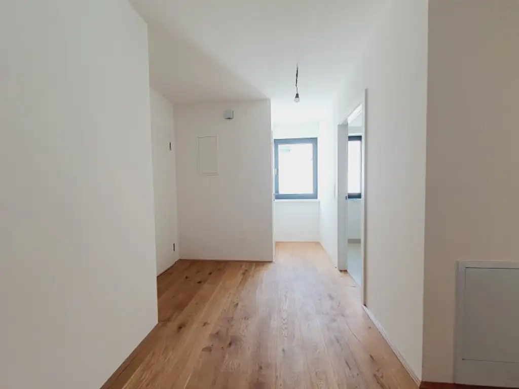 ERSTBEZUG - Sonnige Dachmaisonette mit 45m² Terrasse beim Hoffmann Platz