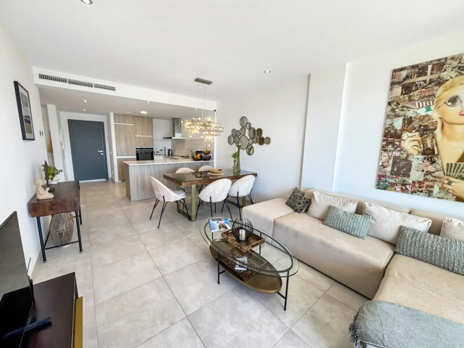 Luxus-Apartment direkt am Strand auf Ibiza