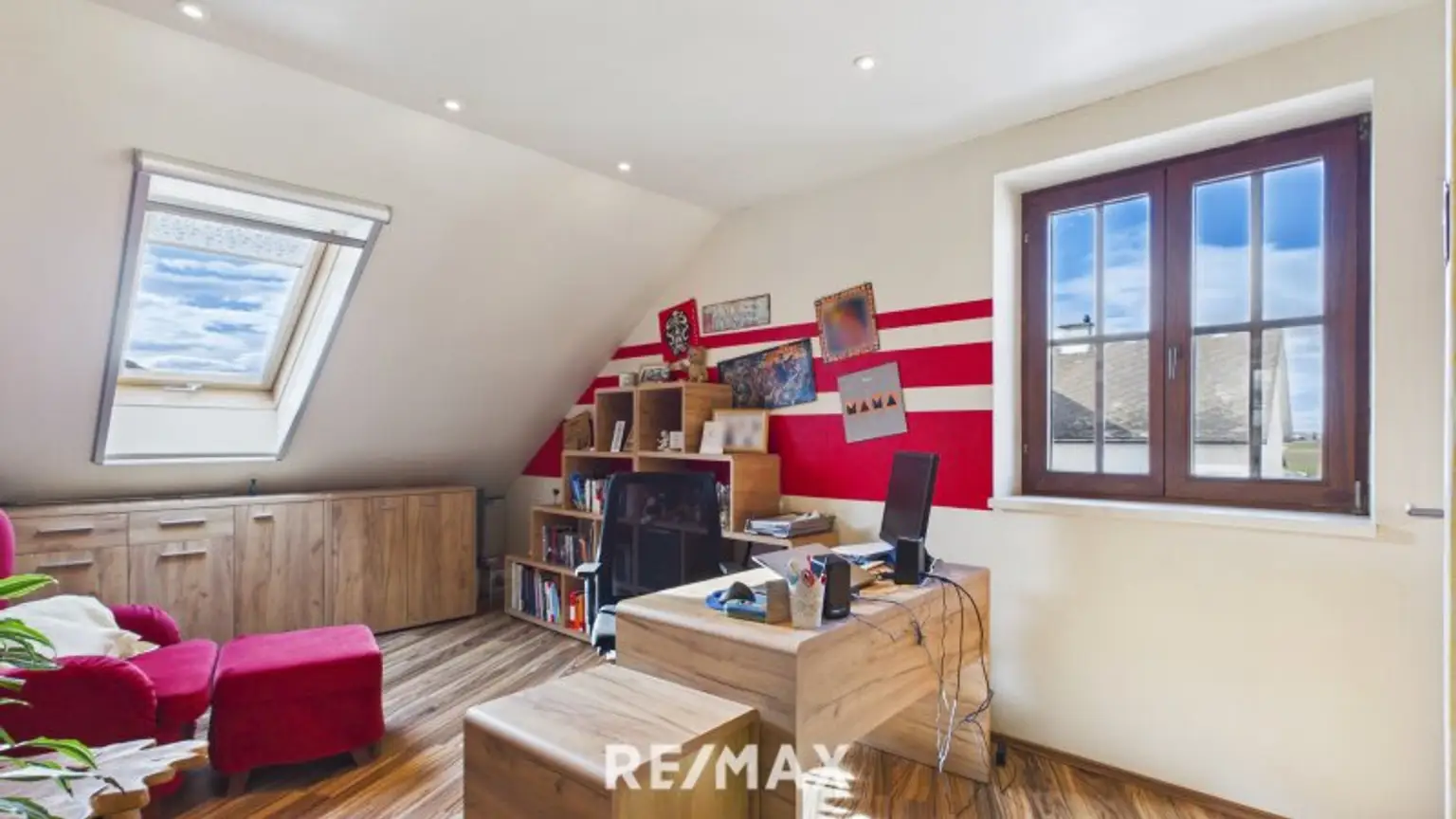 Vorzimmer/Büro Obergeschoss