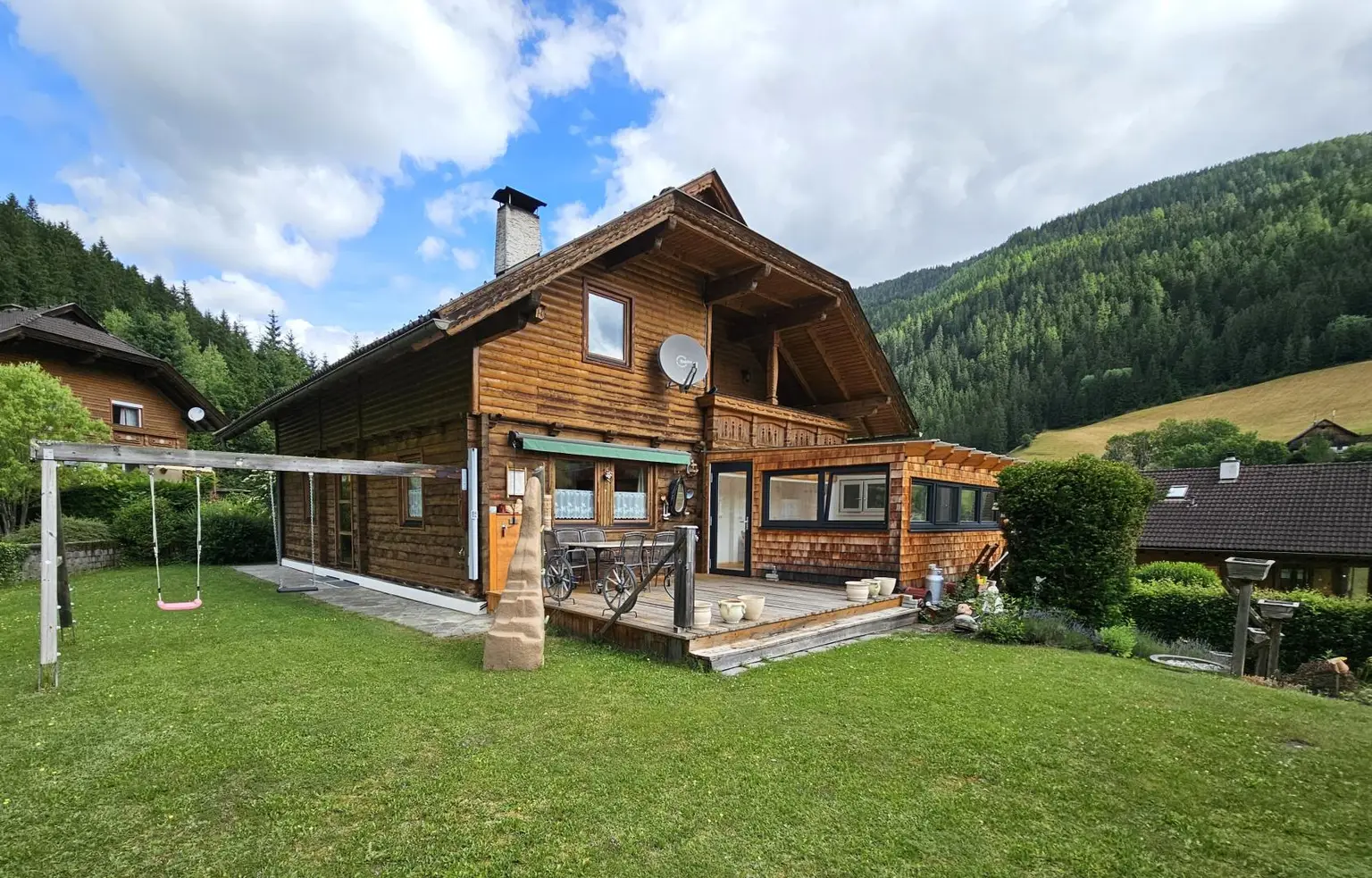Landhaus mit Chalet-Charakter am Fuße der Turracher Höhe
