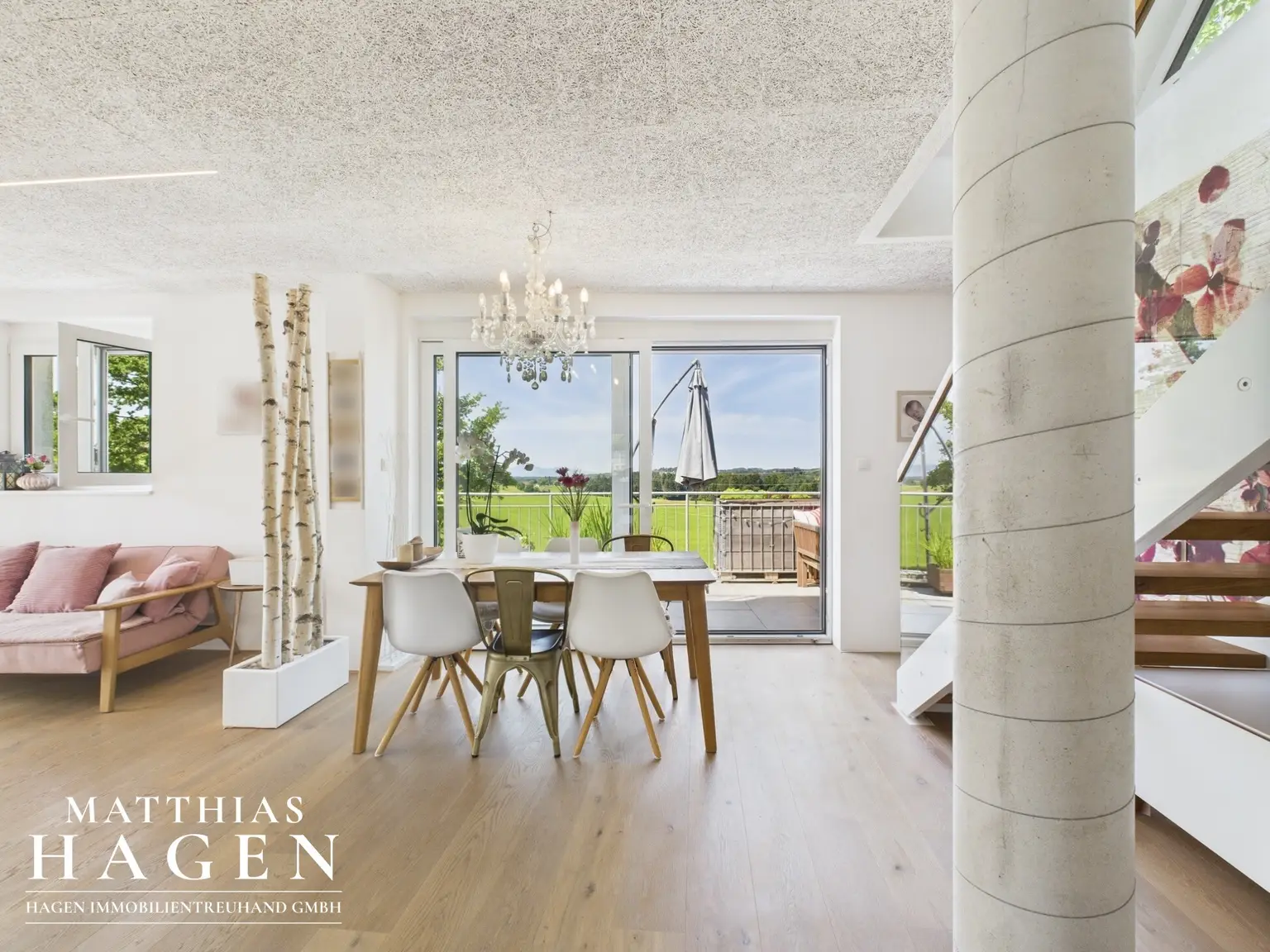 3-Zimmer-Maisonettewohnung mit zwei großen Terrassen und hoher Wohnqualität in Hohenweiler