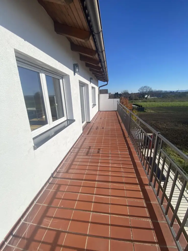 "Energieeffiziente Villa in schöner Lage"