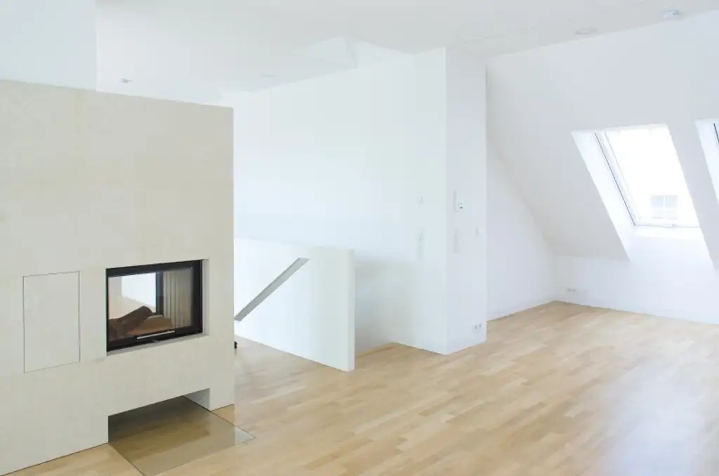 Elegante DG-Maisonette mit Terrasse und Blick in den Garten des Palais Schönburg