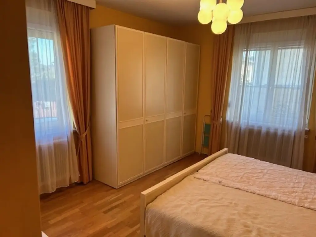 +++ TOP PREIS P.B. - KORNEUBURG, GROSSES 7 ZIMMER EIN -ZWEIFAMILIENHAUS, BENÖTIGT LIEBEVOLLE MODERNISIERUNG, toller Wintergarten und Terrasse Altbaumbestand GARTEN +++