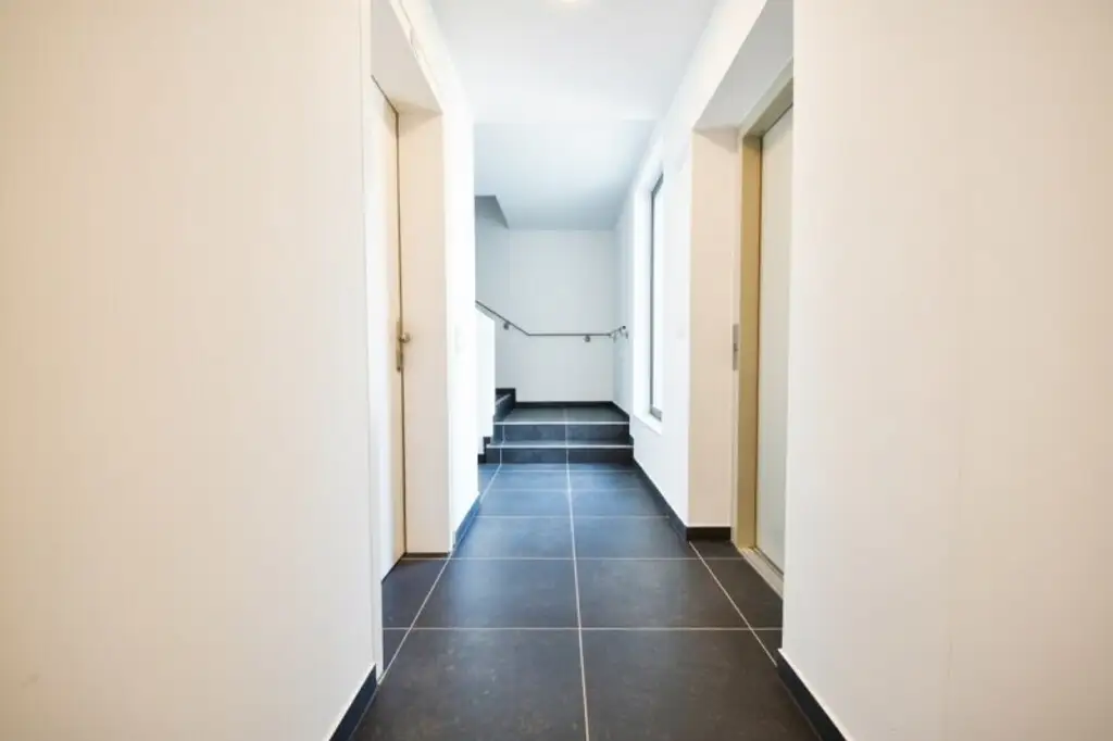 Charmantes Dachgeschoss-Domizil mit Loggia in urbaner Toplage