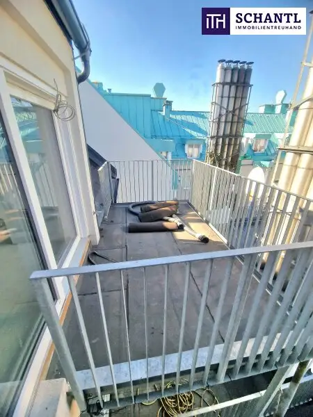 Preisreduktion! Stadtleben mit Weitblick – Helle Dachgeschosswohnung mit Sonnenbalkon - Nahe Hauptbahnhof - Überzeugen Sie sich selbst von dieser Immobilie!