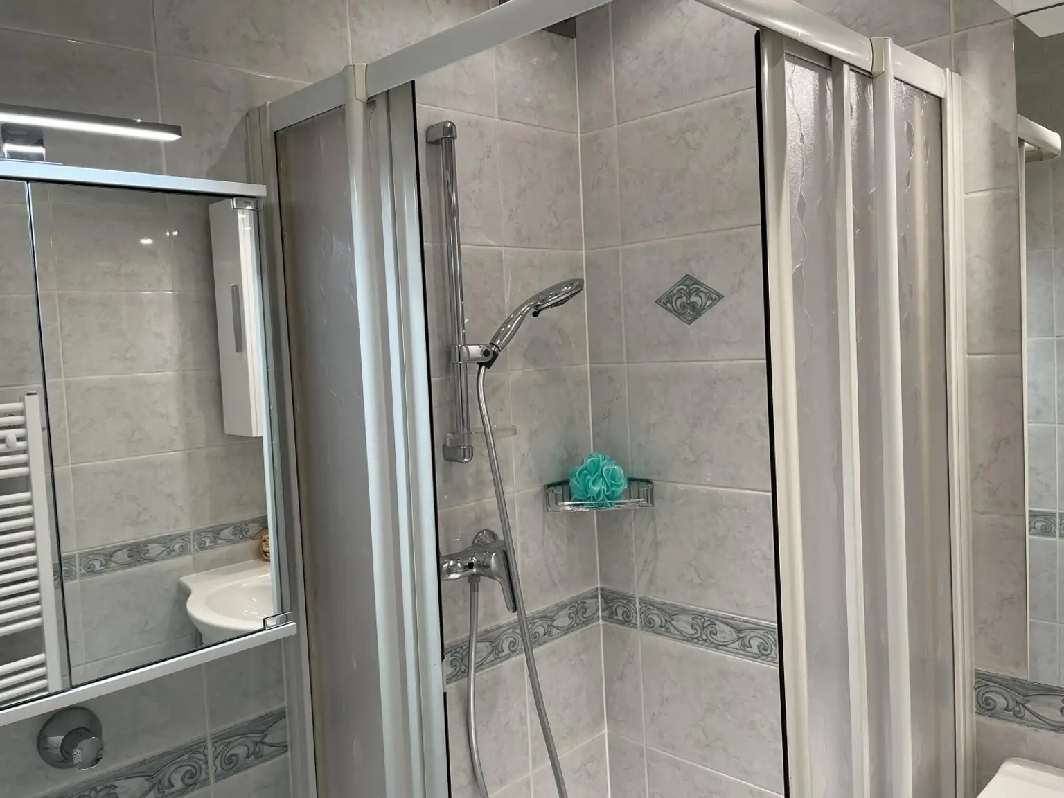 Traumhaft renovierte 2-Zimmer-Wohnung in TOP-Lage