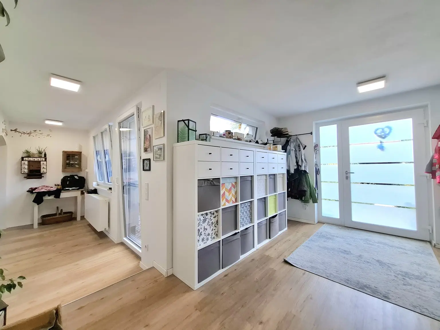 Vielseitig nutzbare Liegenschaft mit ausreichend Platz und herrlichem Blick auf die Hohe Wand