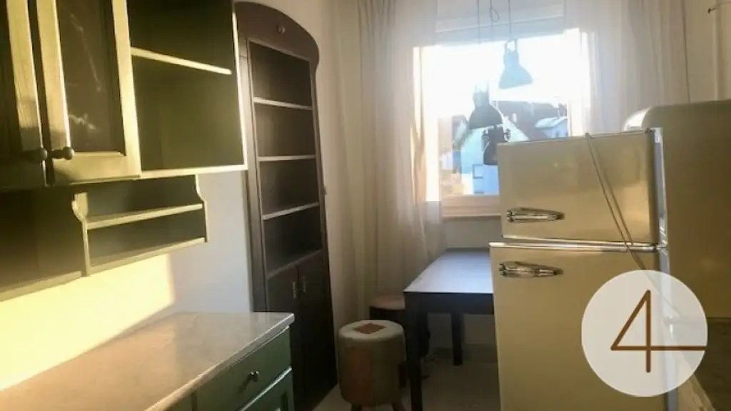 Ruhige Wohnung mit Garagenplatz