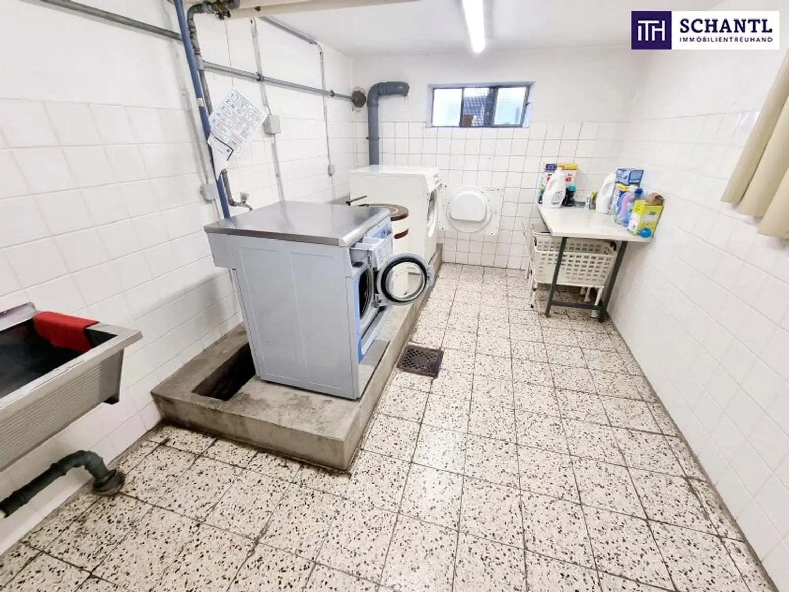 Sackgasse? Ja bitte - hier endet der Stress! 4-Zimmer Neubauwohnung + Absolute Ruhelage + Hofseitige Loggia mit Blick ins Grüne + Gepflegte Wohnhausanlage! Worauf warten Sie?