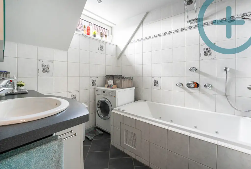 Sonniges DG-Maisonette in Ruhelage