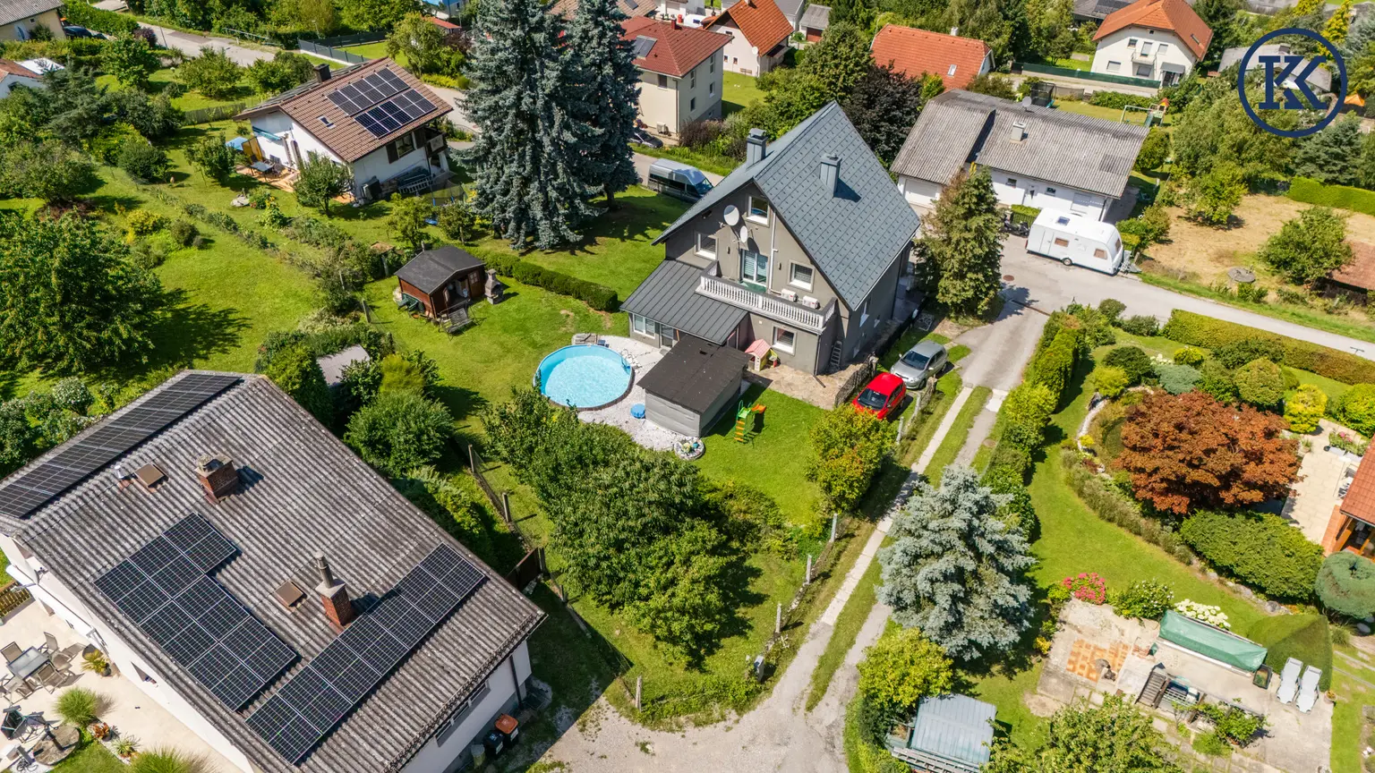 Vielseitiges Wohnhaus mit Garten, Pool & Ausblick – Ruhelage in Eichgraben