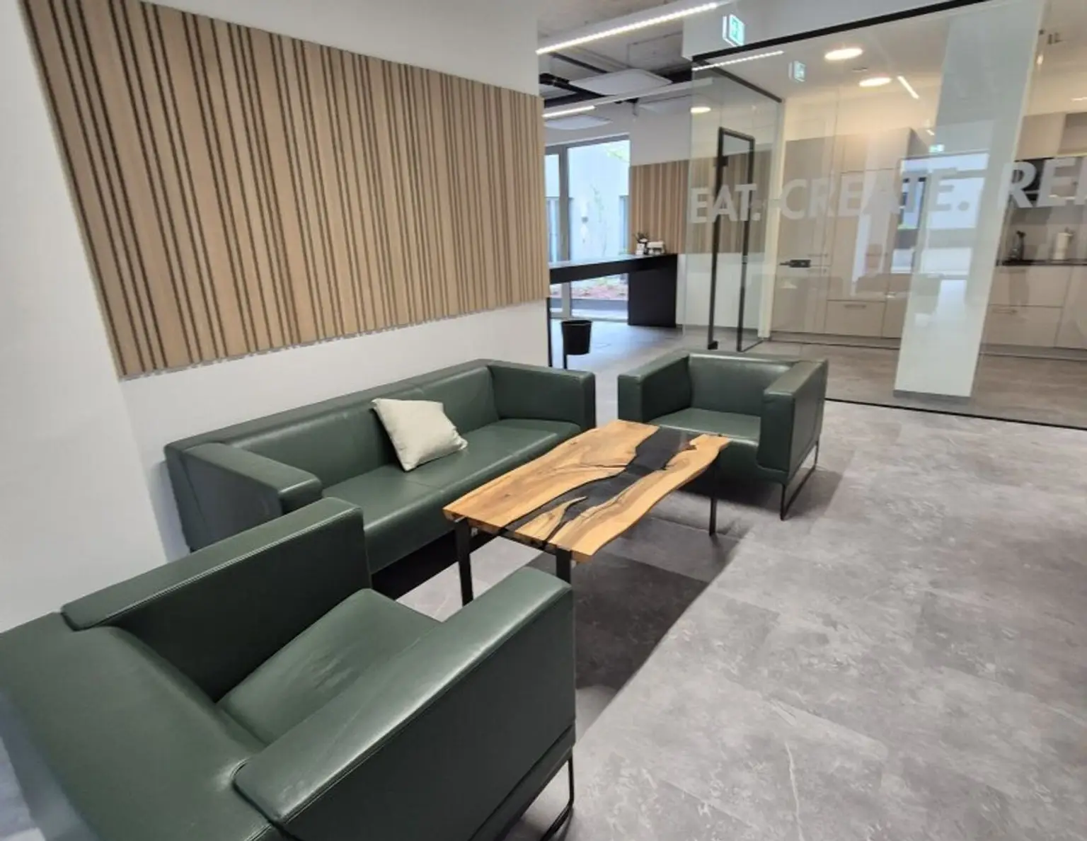 SHARED OFFICE im UKO Tower - Wissenspark Salzburg Urstein