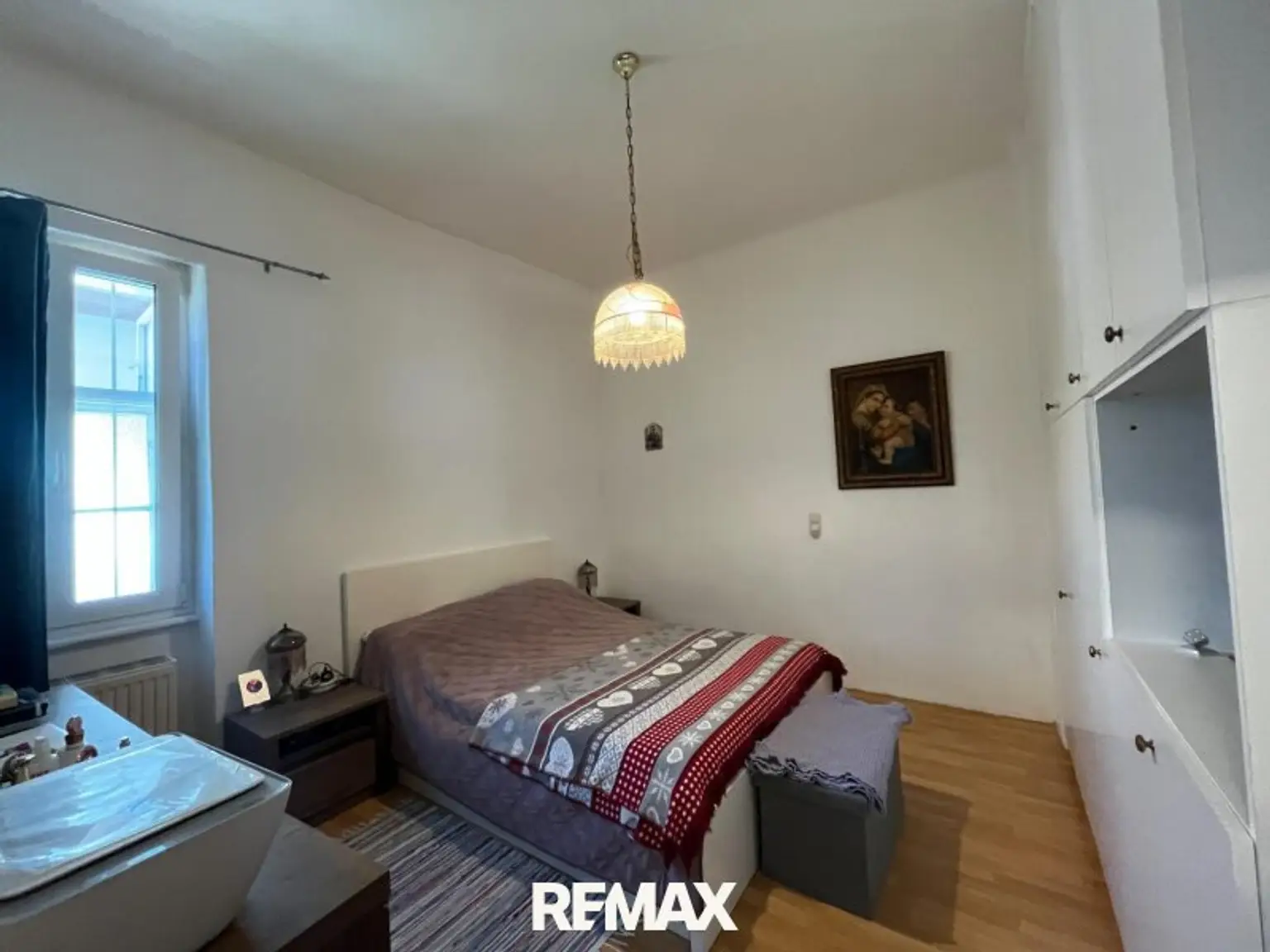 Schlafzimmer 1