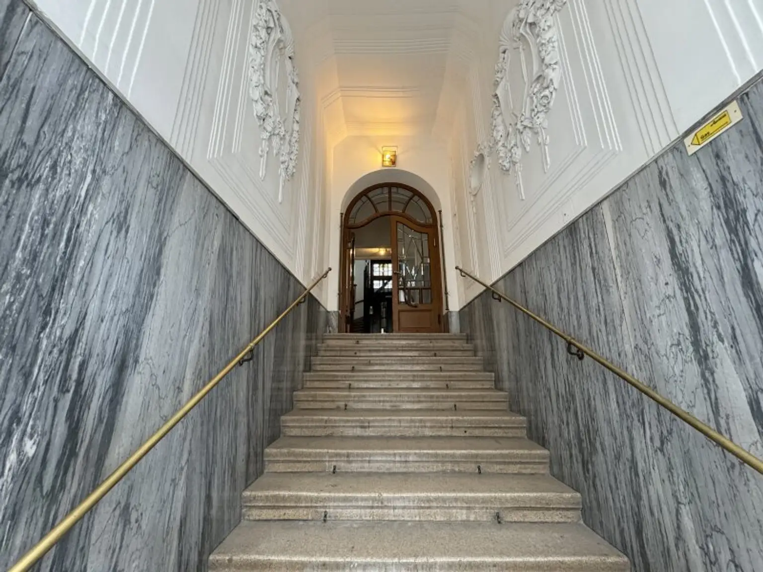 *Familienhit in exzellenter Lage beim Hauptbahnhof*Ab sofort verfügbar*