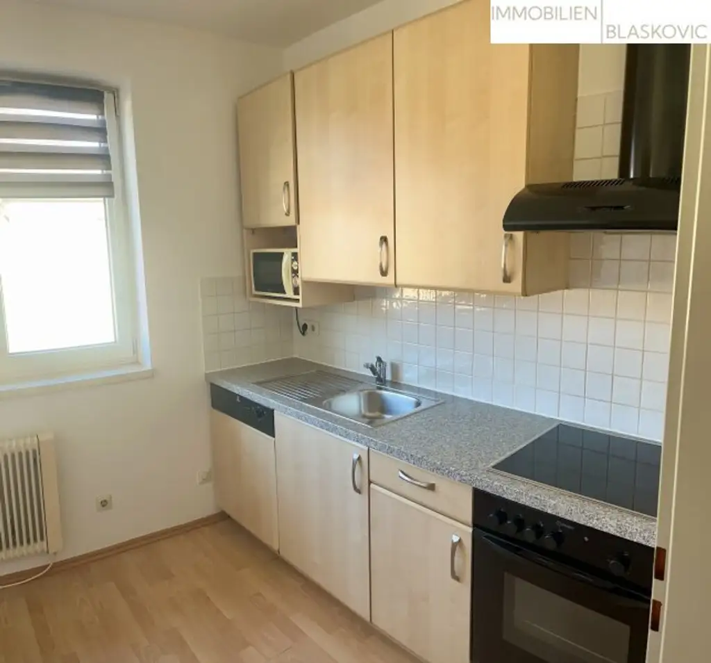 Helle Zwei-Zimmer-Wohnung zwischen Annabichl und Welzenegg