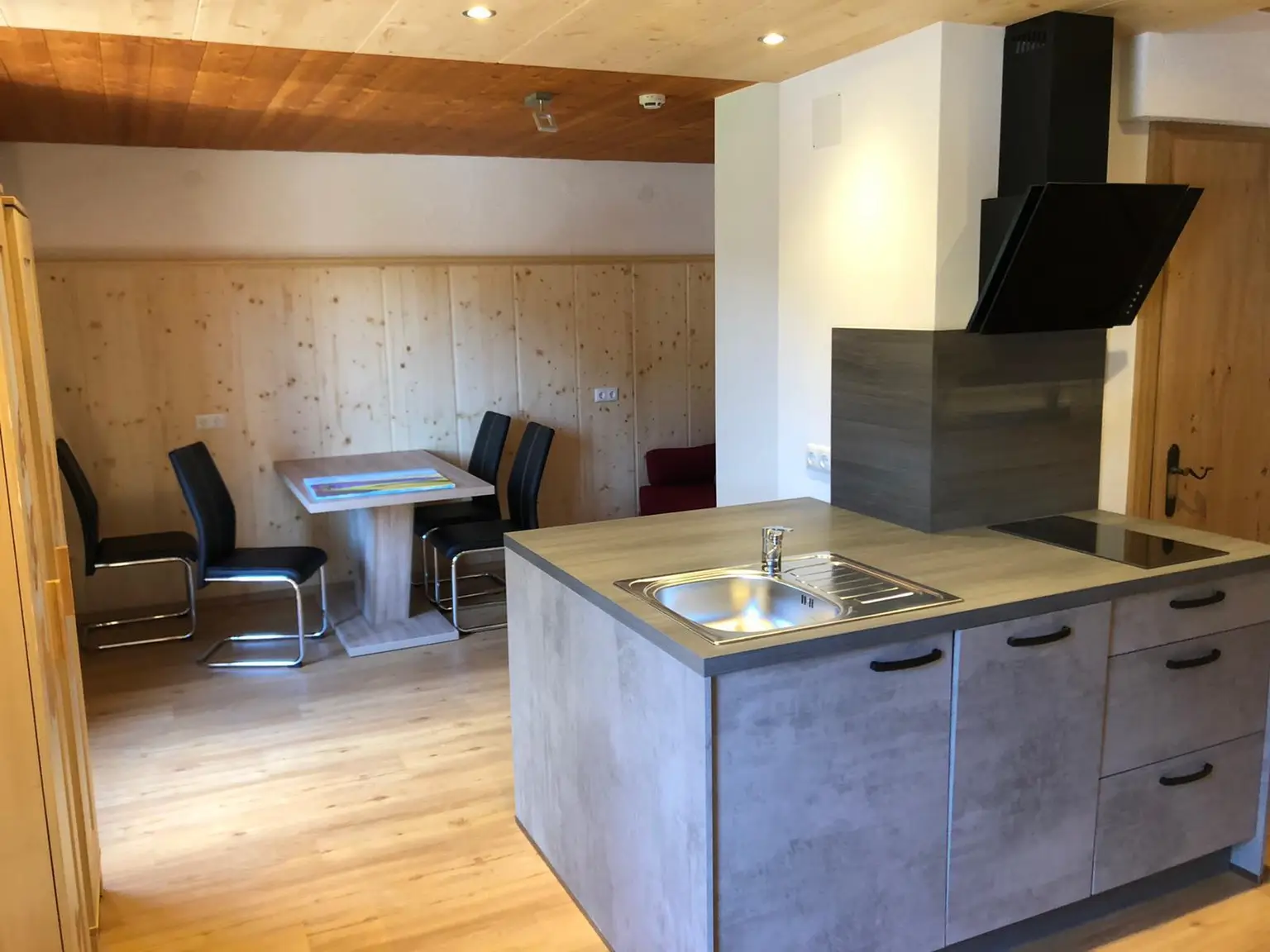 Moderne Mietwohnung - all inklusive!  Dauermieter, Mitarbeiterwohnung, Ferienwohnung