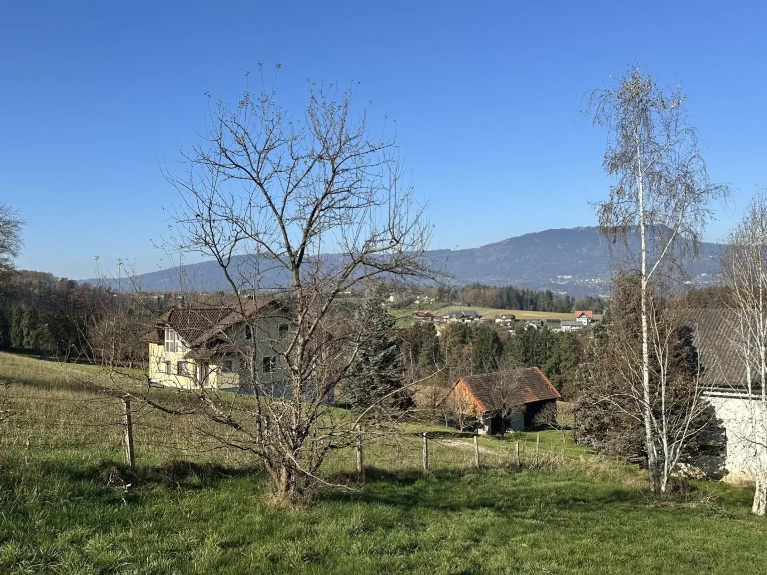 Grundstück
