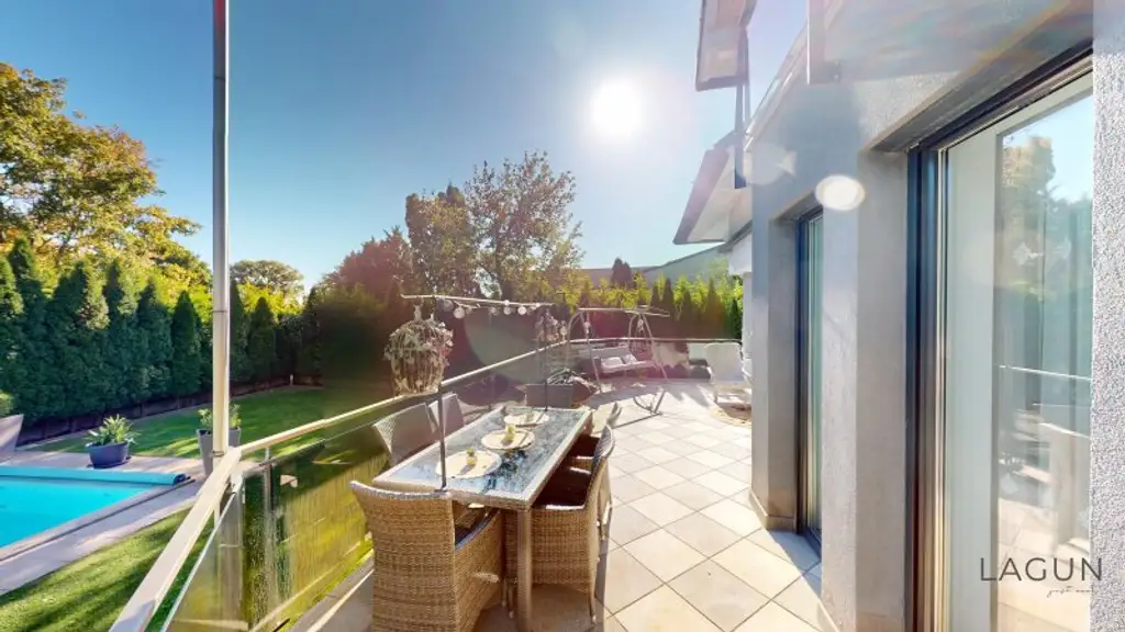 Hochwertiges Luxus-Einfamilienhaus in Maria-Lanzendorf