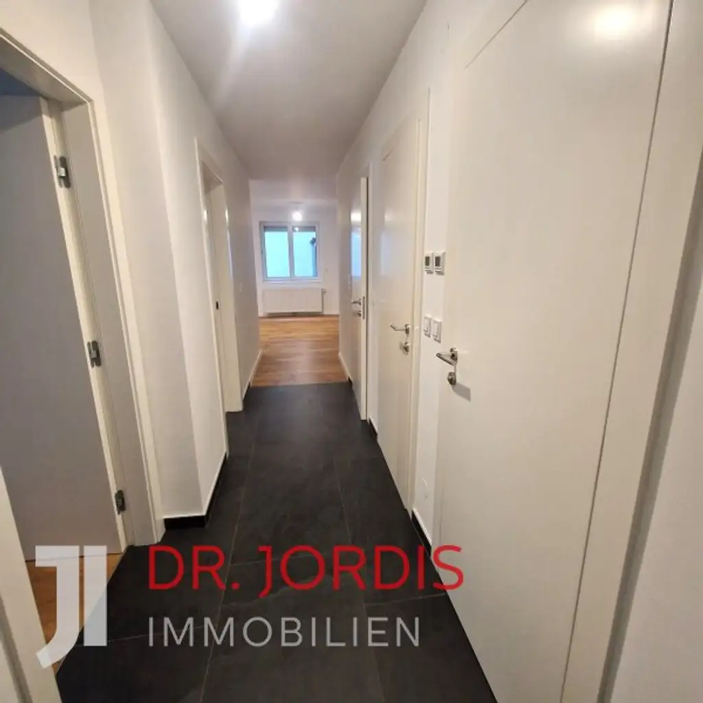 perfekt geschnittene Gartenwohnung, mit Garagenplatz im Eigentum