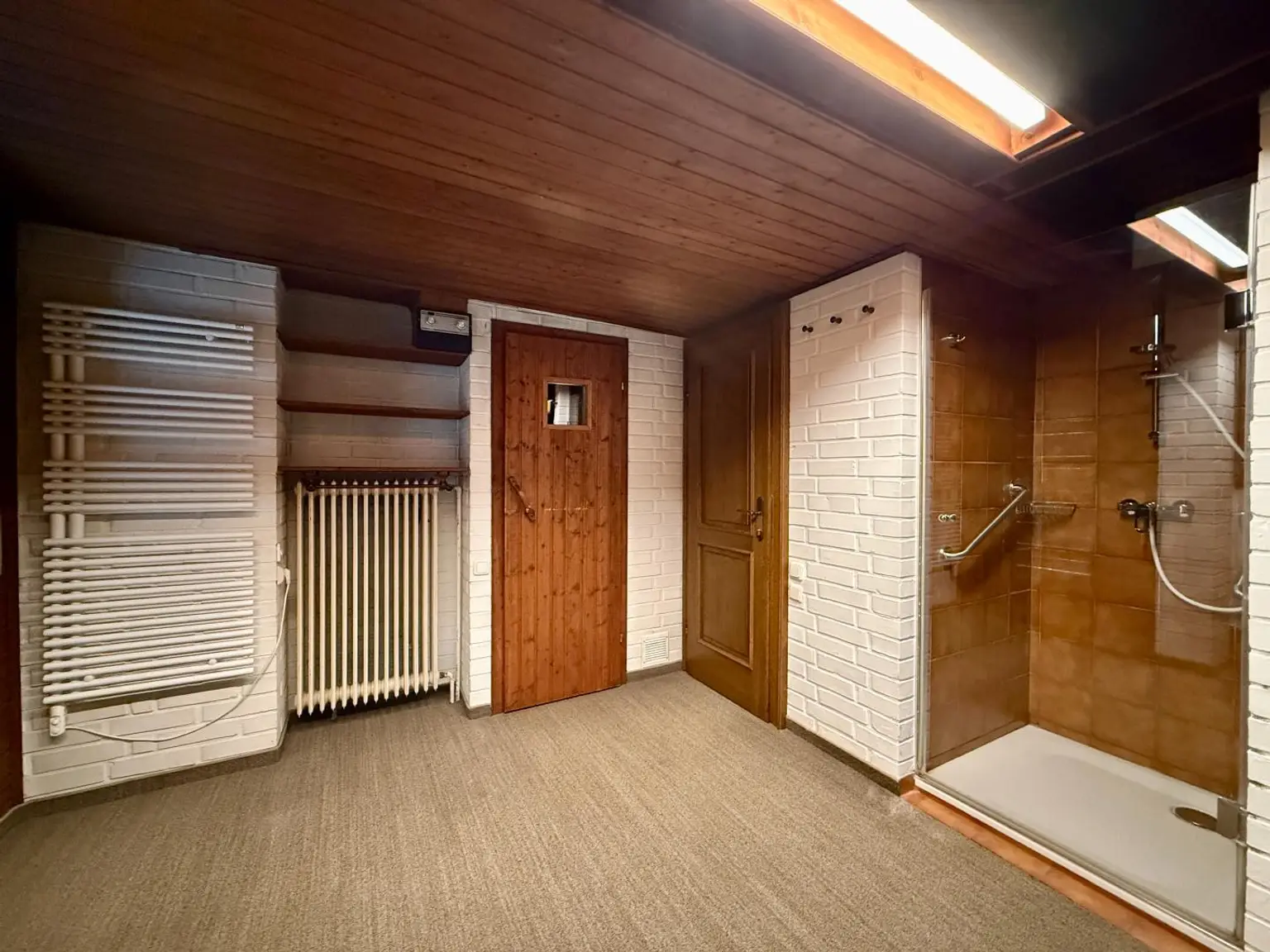 Sauna und Dusche
