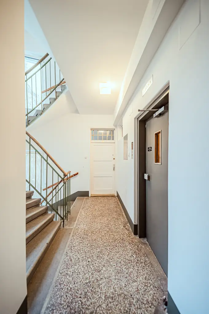 Großzügig geschnittene 3 Zimmer Wohnung in Toplage 1100 Wien Fussgängerzone !