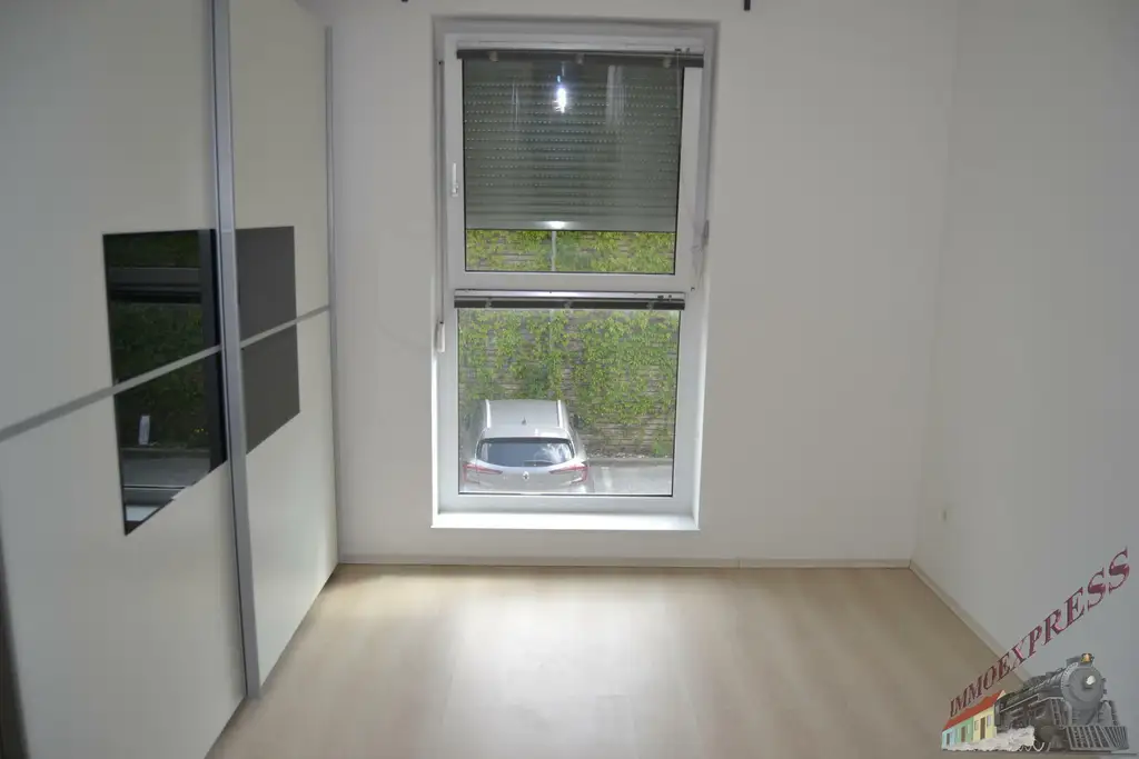 TOP 3 Zimmerwohnung mit 58m2 direkt beim Badebiotop in Fischamend