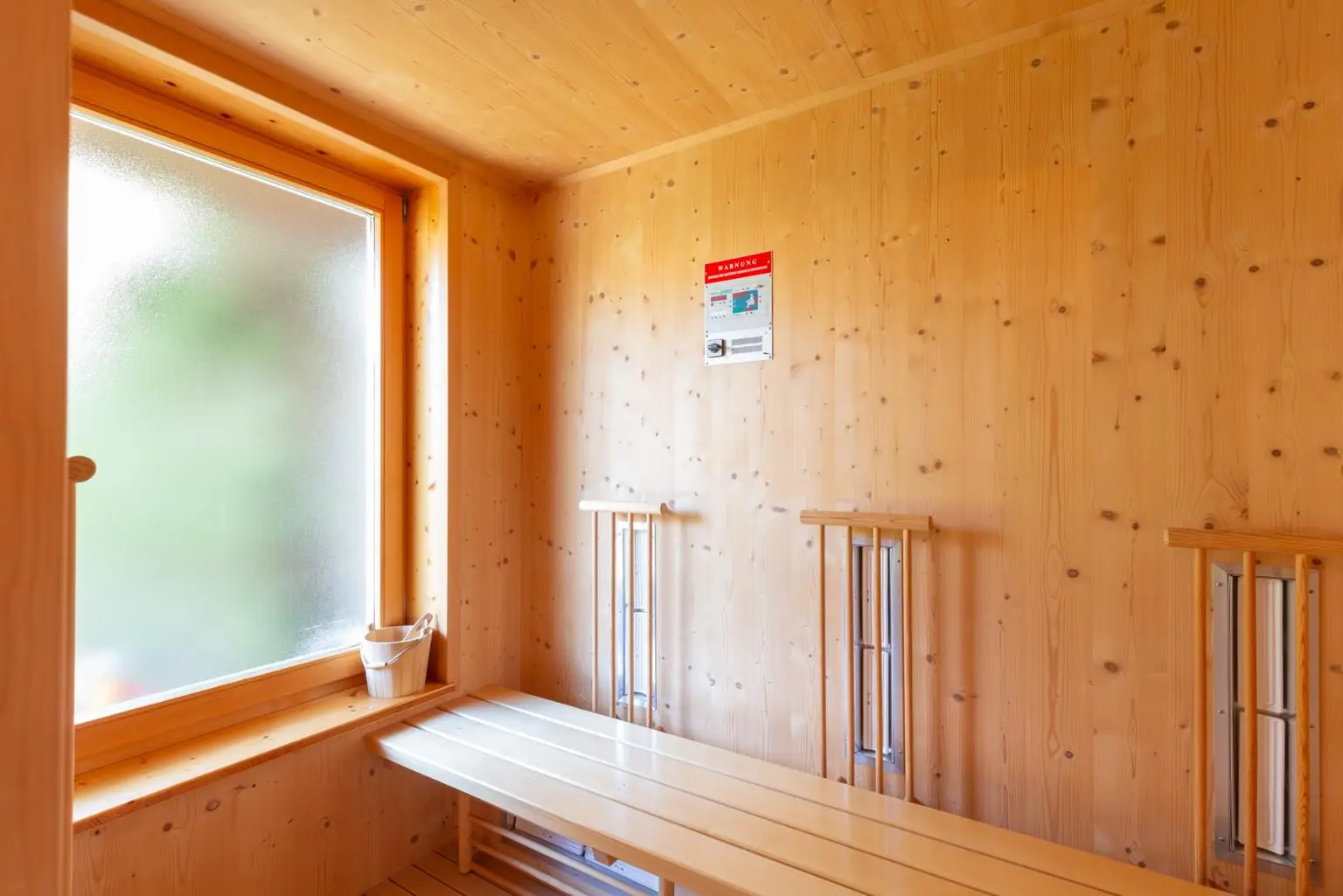 große Infrarot-Kabine / EG