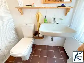 Gäste-WC EG