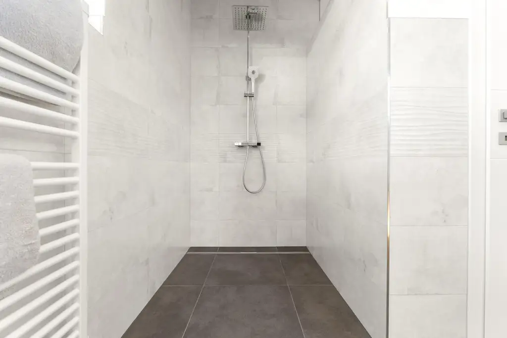 Exklusive Maisonette mit Gartenrefugium und Penthouse Panoramaterrasse - Minuten vom Millstätter See – Ihr Ort der Ruhe, Kraft und Lebensfreude