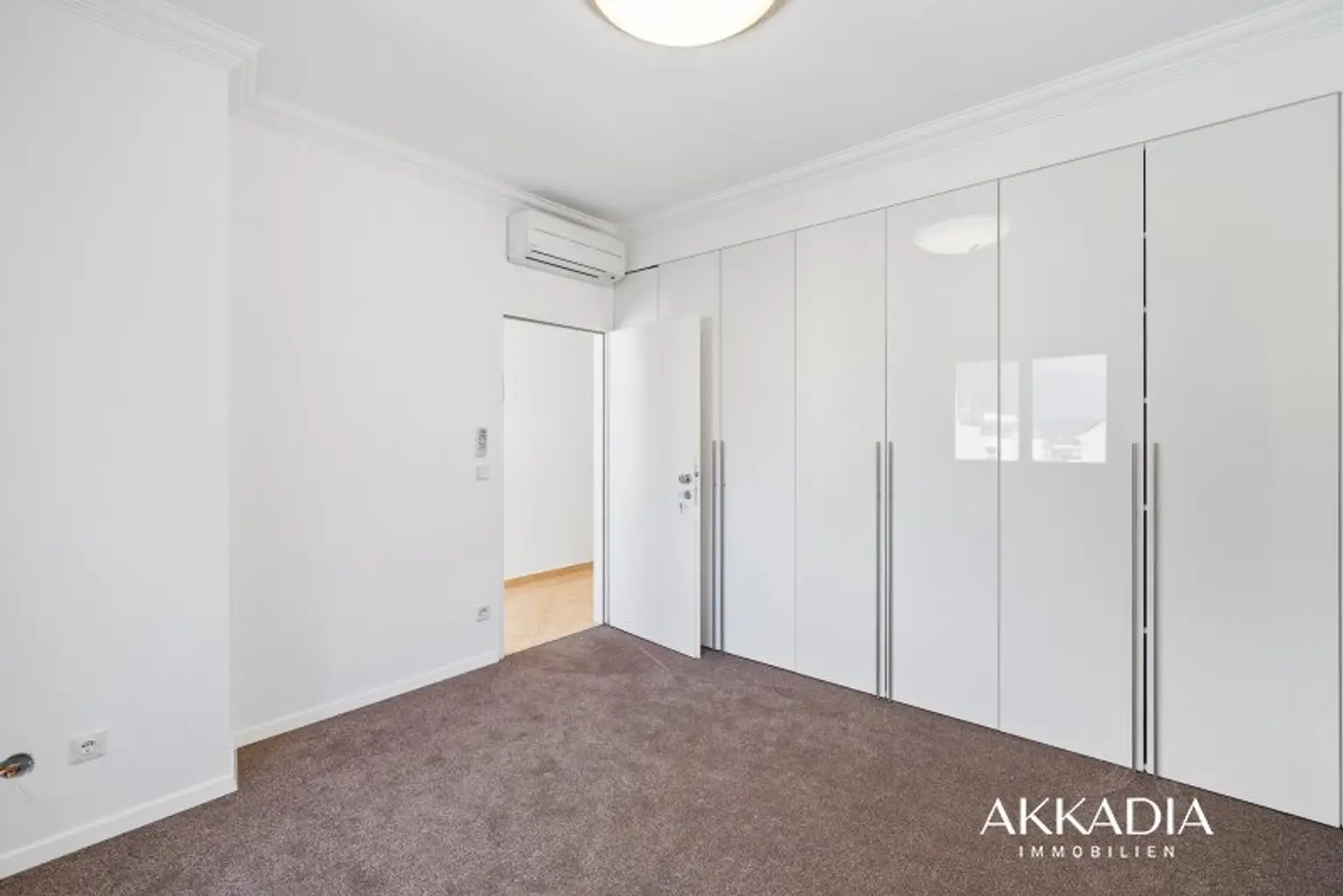 Penthouse mit 360° Weitblick – Exklusives Wohnerlebnis im 4. Bezirk auf zwei Ebenen (Tiefgarage vorhanden)