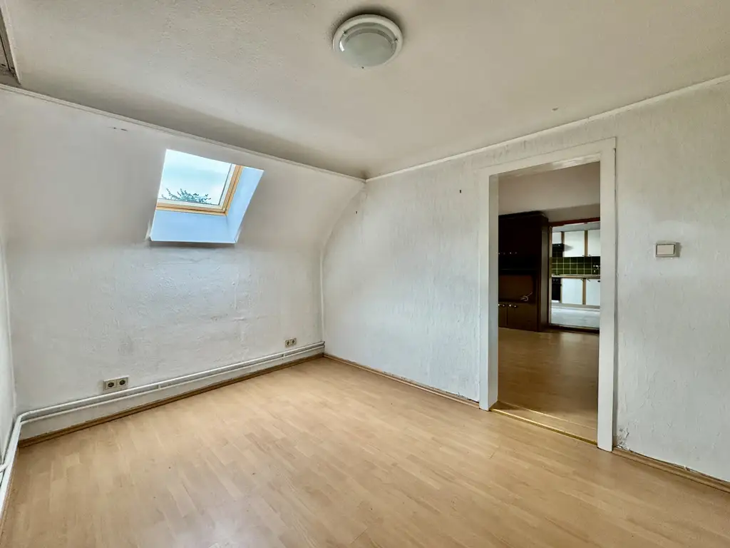 EINMALIGE GELEGENHEIT !!! HAUS MIT ZWEI WOHNEINHEITEN ZUM SUPERPREIS